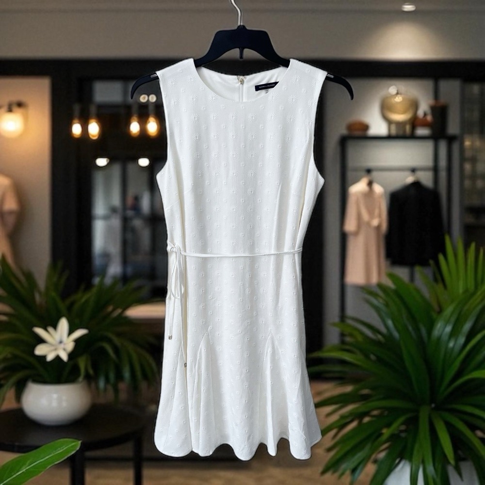 TOMMY HILFIGER Ivory Daisy Dress Size 8 Sleeveless Fit & Flare Wedding Preppy